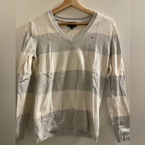 Tommy Hilfiger Gray V-Neck Sweater
